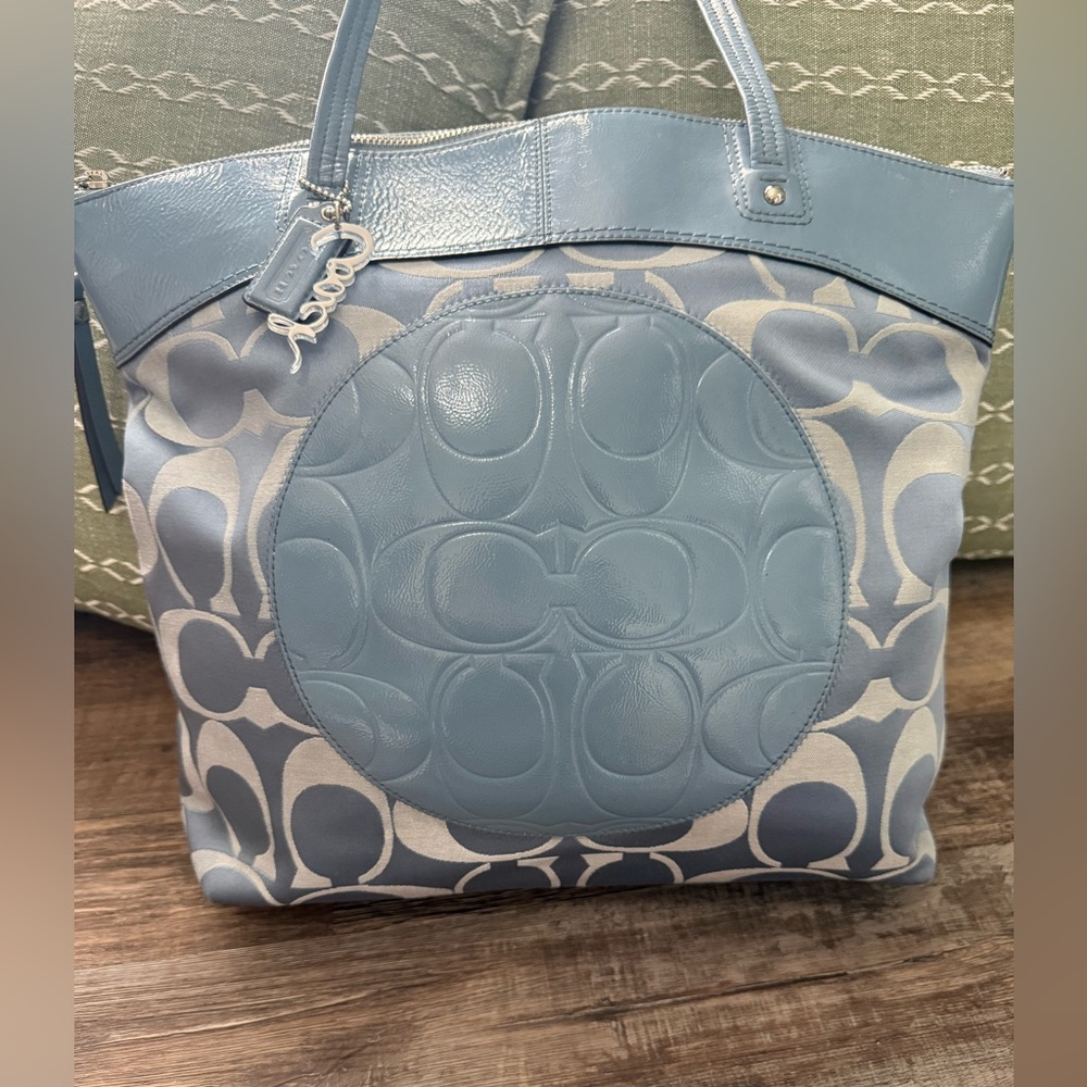 Coach Blue Signature Circle Appliqué Tote